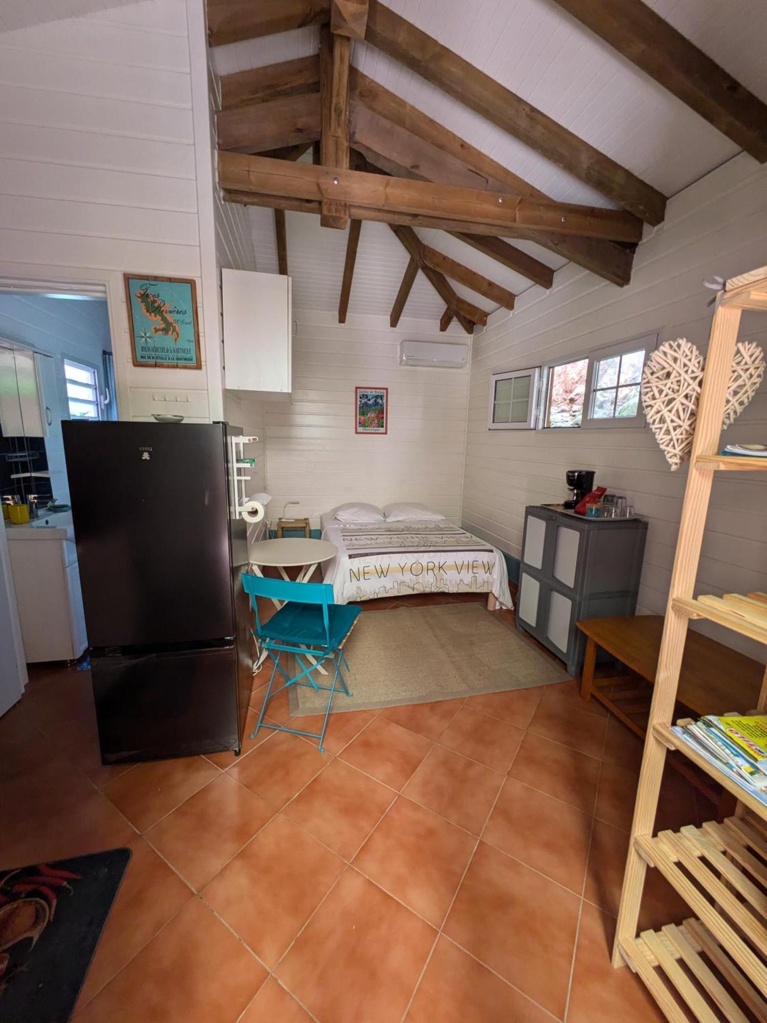 Le Marin - Bungalow Classe 3 Etoiles Tb Equipe & Confortable - Escapade En Couple - Paisible & En Toute Discretion - Wi-Fi - Climatisation - Calme & Serenite - Plages Du Sud, Centre De Carenage & Marina Du Marin Proche En Voiture - Acheminement Sur D 외부 사진