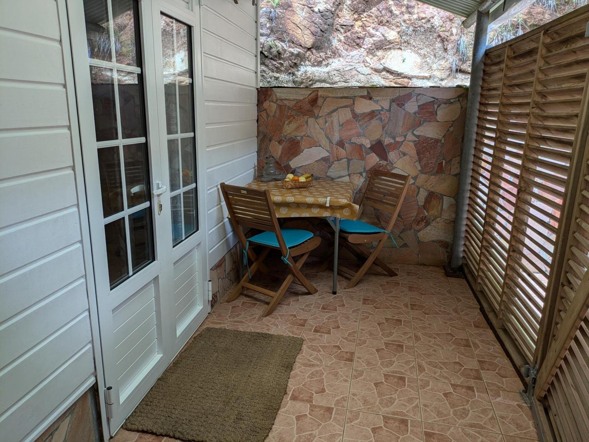 Le Marin - Bungalow Classe 3 Etoiles Tb Equipe & Confortable - Escapade En Couple - Paisible & En Toute Discretion - Wi-Fi - Climatisation - Calme & Serenite - Plages Du Sud, Centre De Carenage & Marina Du Marin Proche En Voiture - Acheminement Sur D 외부 사진