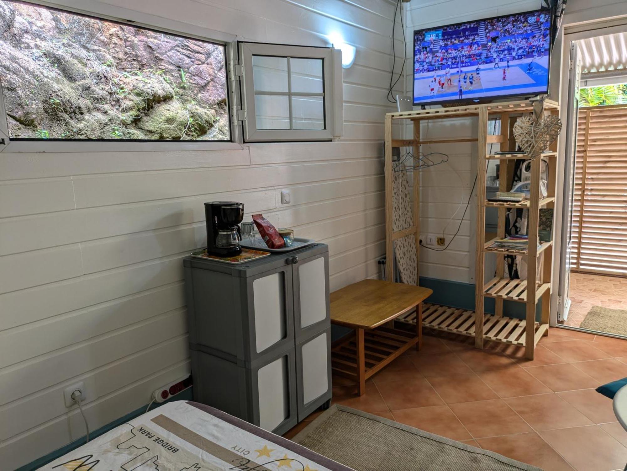 Le Marin - Bungalow Classe 3 Etoiles Tb Equipe & Confortable - Escapade En Couple - Paisible & En Toute Discretion - Wi-Fi - Climatisation - Calme & Serenite - Plages Du Sud, Centre De Carenage & Marina Du Marin Proche En Voiture - Acheminement Sur D 외부 사진