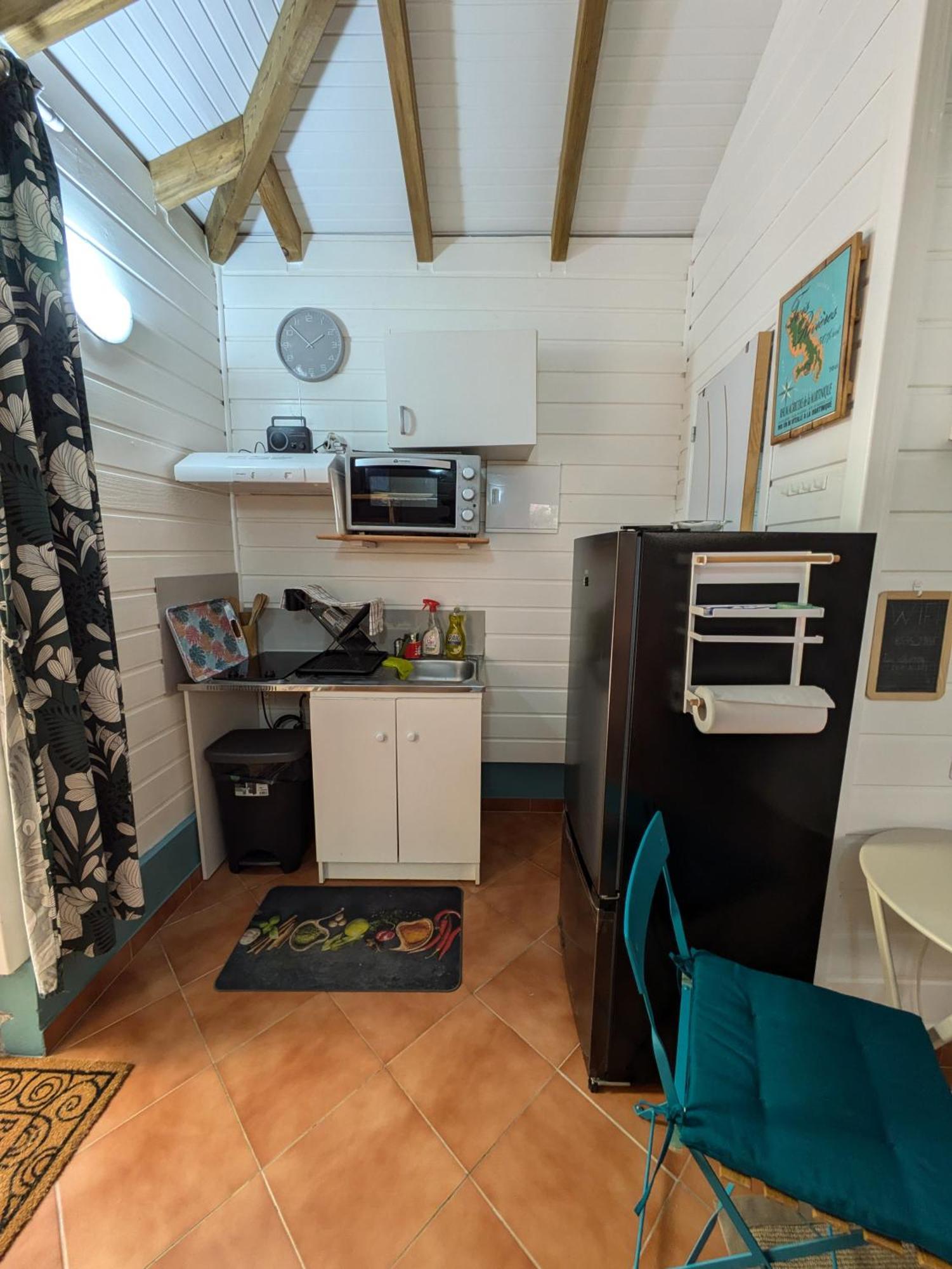 Le Marin - Bungalow Classe 3 Etoiles Tb Equipe & Confortable - Escapade En Couple - Paisible & En Toute Discretion - Wi-Fi - Climatisation - Calme & Serenite - Plages Du Sud, Centre De Carenage & Marina Du Marin Proche En Voiture - Acheminement Sur D 외부 사진